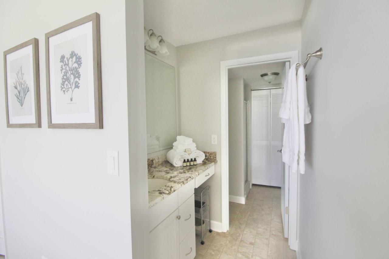 Ocean Breeze Condo Дженсън Бийч Екстериор снимка