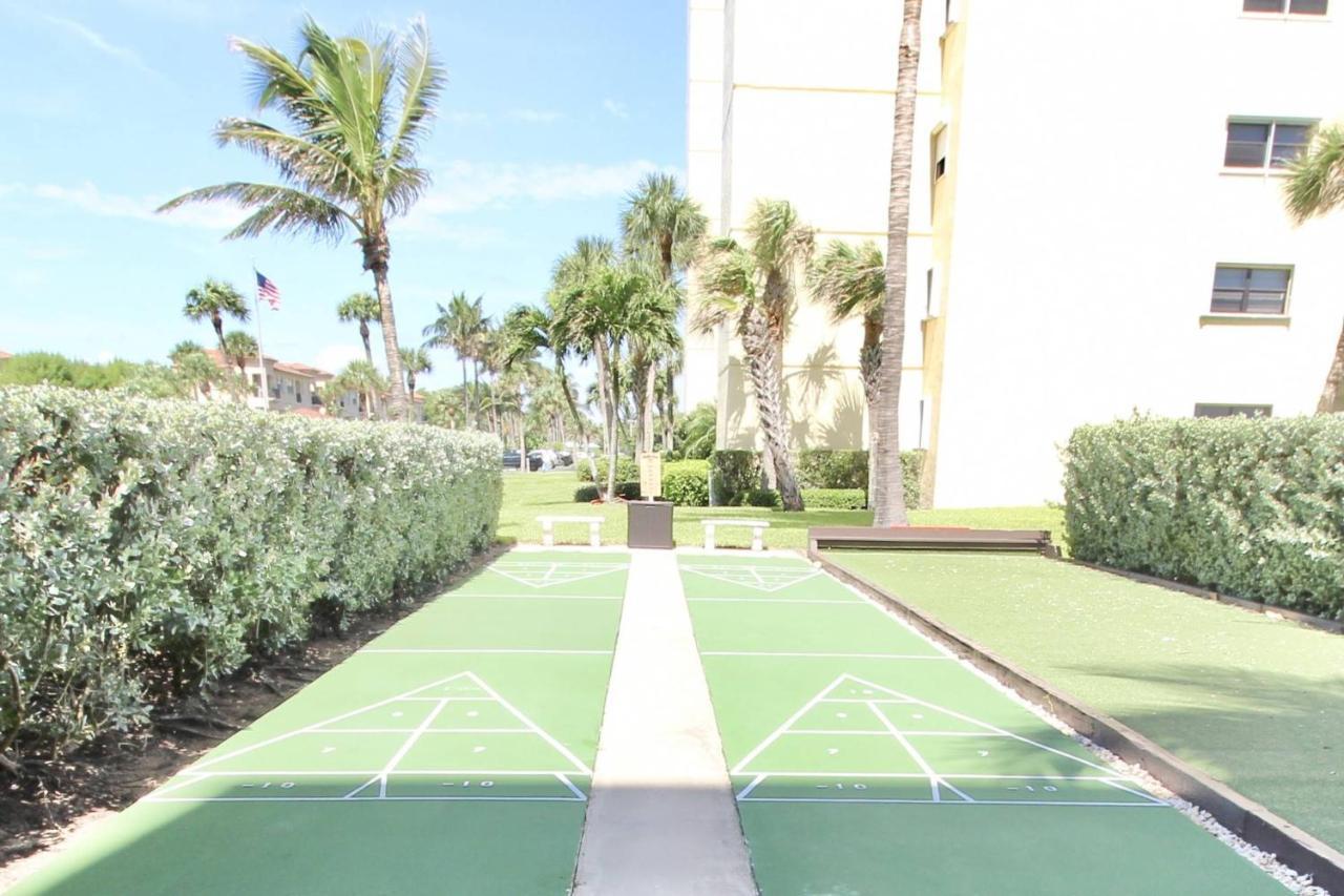 Ocean Breeze Condo Дженсън Бийч Екстериор снимка