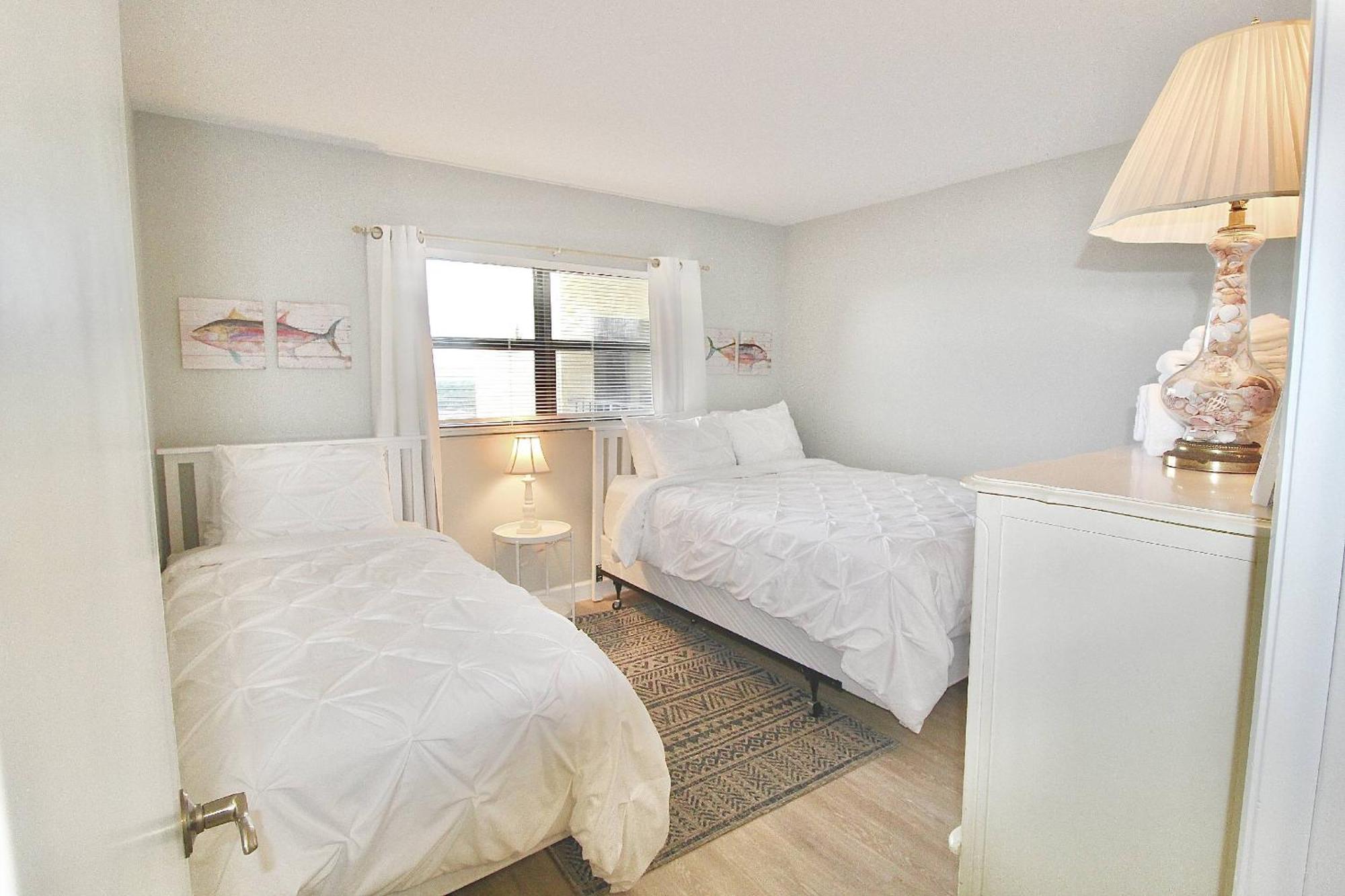 Ocean Breeze Condo Дженсън Бийч Екстериор снимка